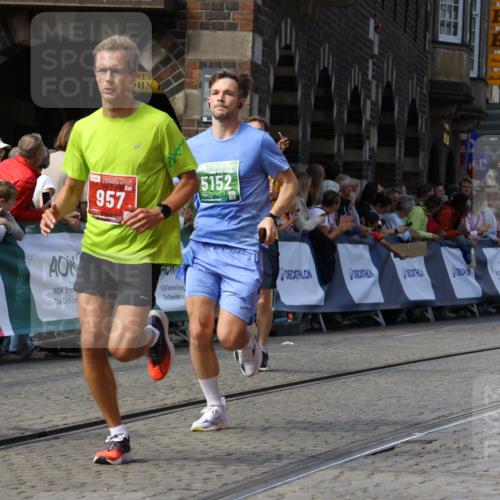 13.09.2026 - 21. swb-Marathon Bremen Strokosch-Dieckow http://msf.ph/oto/10324093 13.09.2026 13:10:38 Ziel 604, 640, 957, 1277, 3959, 5532, 8033, 8064, 8709, 384, 1385, 1498, 2347, 4023, 5066, 5155, 5168, 5314, 5387, 5648, 7115, 7136, 9659, 13248 meine-sportfotos.de