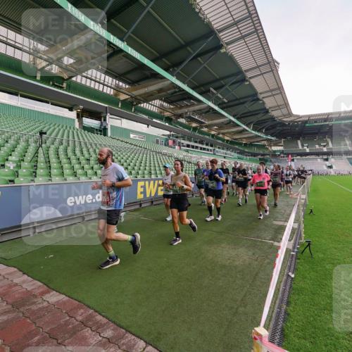 13.09.2026 - 21. swb-Marathon Bremen Michael Burmester http://msf.ph/oto/10324153 13.09.2026 13:26:45 Laufen im Stadion 186, 202, 357, 364, 390, 530, 543, 645, 833, 966, 1077, 1283, 1410, 1412, 1443, 1459, 1473, 1487, 1530, 1608, 1618, 1700, 1744, 1769, 1828, 1953, 1961, 2058, 2273, 2298, 2308, 2309, 2382, 2384, 2388, 2404, 2428, 2507, 2508, 2542, 2558, 2576, 2582, 2591, 2592, 2656, 2675, 2725, 2748, 2762, 2817, 2875, 2878, 2923, 2965, 2970, 2981, 3045, 3047, 3050, 3062, 3073, 3084, 3097, 3172, 3184, 3219, 3359, 3433, 3540, 3592, 3629, 3756, 3907, 3978 meine-sportfotos.de