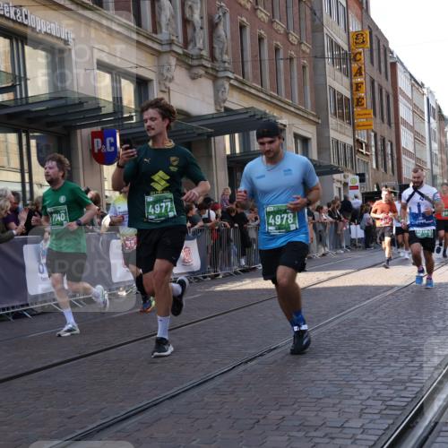 13.09.2026 - 21. swb-Marathon Bremen Strokosch-Dieckow http://msf.ph/oto/10324173 13.09.2026 13:19:20 Ziel 161, 461, 926, 1010, 1232, 1281, 1468, 1535, 1642, 2870, 2906, 3966, 4101, 4455, 4479, 4480, 4977, 4978, 7037, 7140, 7268, 7655, 7945, 8153, 8185, 9359, 9984, 13163, 189, 666, 1599, 2007, 2390, 2423, 2535, 3182, 3508, 4319, 4819, 4857, 5172, 5371, 6008, 6137, 6633, 7154, 7647, 7686, 7754, 9512, 9552, 9638, 9805 meine-sportfotos.de