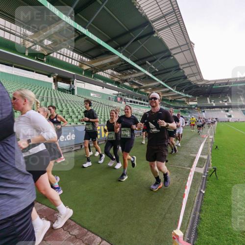 13.09.2026 - 21. swb-Marathon Bremen Michael Burmester http://msf.ph/oto/10324239 13.09.2026 13:26:55 Laufen im Stadion 186, 202, 357, 364, 390, 530, 597, 645, 833, 966, 1077, 1283, 1412, 1443, 1459, 1473, 1487, 1530, 1608, 1618, 1700, 1744, 1769, 1828, 1961, 2058, 2236, 2273, 2298, 2308, 2309, 2382, 2384, 2388, 2404, 2428, 2507, 2508, 2542, 2558, 2576, 2582, 2592, 2656, 2675, 2725, 2748, 2762, 2817, 2875, 2876, 2923, 2965, 2970, 3045, 3047, 3050, 3062, 3073, 3084, 3097, 3172, 3184, 3219, 3359, 3433, 3540, 3592, 3629, 3756, 3885, 3907, 3978 meine-sportfotos.de