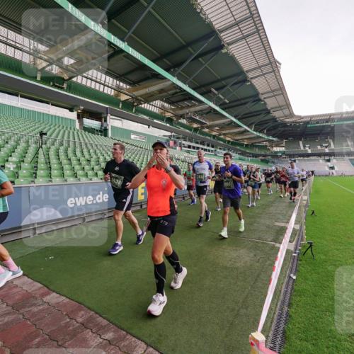 13.09.2026 - 21. swb-Marathon Bremen Michael Burmester http://msf.ph/oto/10324369 13.09.2026 13:27:10 Laufen im Stadion 186, 202, 357, 364, 390, 530, 597, 645, 726, 833, 888, 1077, 1283, 1412, 1473, 1487, 1530, 1608, 1618, 1700, 1744, 1769, 1828, 1958, 1961, 1984, 2236, 2273, 2309, 2382, 2384, 2388, 2404, 2428, 2502, 2507, 2508, 2542, 2558, 2576, 2582, 2592, 2656, 2675, 2725, 2748, 2817, 2875, 2876, 2923, 2965, 2970, 3045, 3047, 3050, 3062, 3073, 3084, 3097, 3172, 3184, 3219, 3359, 3433, 3540, 3592, 3629, 3756, 3885, 3907, 3978, 4457, 4660 meine-sportfotos.de