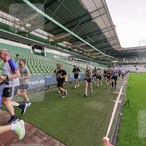 13.09.2026 - 21. swb-Marathon Bremen Michael Burmester http://msf.ph/oto/10324388 13.09.2026 13:27:11 Laufen im Stadion 186, 202, 357, 364, 390, 530, 597, 645, 726, 833, 888, 1077, 1283, 1412, 1473, 1487, 1530, 1608, 1618, 1700, 1744, 1769, 1828, 1958, 1961, 1984, 2236, 2273, 2309, 2382, 2384, 2388, 2404, 2428, 2502, 2507, 2508, 2542, 2558, 2576, 2582, 2592, 2656, 2675, 2725, 2748, 2817, 2875, 2876, 2923, 2965, 2970, 3045, 3047, 3050, 3062, 3073, 3084, 3097, 3172, 3184, 3219, 3359, 3433, 3540, 3592, 3629, 3756, 3885, 3907, 3978, 4457, 4660 meine-sportfotos.de