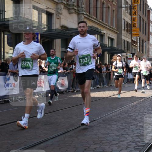 13.09.2026 - 21. swb-Marathon Bremen Strokosch-Dieckow http://msf.ph/oto/10324396 13.09.2026 13:19:25 Ziel 161, 411, 461, 926, 1010, 1053, 1232, 1281, 1468, 1535, 1551, 1642, 2870, 2906, 3240, 3319, 3411, 3966, 4101, 4479, 4480, 4977, 4978, 7037, 7140, 7268, 7488, 7655, 8185, 8263, 9082, 9359, 9984, 13163, 189, 666, 1599, 2007, 2390, 2423, 2535, 3182, 3508, 4319, 4455, 4819, 4857, 5172, 5371, 6008, 6137, 6633, 7268, 7686, 7754, 7945, 8153, 9552, 9638, 9805 meine-sportfotos.de