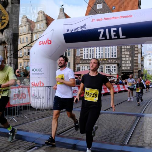 13.09.2026 - 21. swb-Marathon Bremen Tim E. http://msf.ph/oto/10324400 13.09.2026 11:00:12 Ziel 10175, 10236, 10355, 10669, 10691, 10867, 11054, 11056, 11071, 11089, 11158, 11159, 11160, 11194, 11250, 11259, 11427, 11445, 11453, 11528, 11637, 11803, 11879, 11904, 12123, 12138, 12238, 12239, 12242, 12243, 12274, 12388, 12480 meine-sportfotos.de