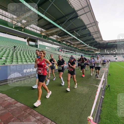 13.09.2026 - 21. swb-Marathon Bremen Michael Burmester http://msf.ph/oto/10324430 13.09.2026 13:27:15 Laufen im Stadion 111, 186, 202, 357, 364, 390, 478, 597, 645, 726, 833, 888, 925, 1077, 1283, 1412, 1473, 1487, 1496, 1530, 1608, 1618, 1700, 1769, 1828, 1958, 1961, 1984, 2236, 2273, 2309, 2382, 2384, 2388, 2404, 2428, 2502, 2507, 2508, 2542, 2558, 2576, 2582, 2592, 2656, 2675, 2725, 2748, 2817, 2875, 2876, 2923, 2965, 2970, 3045, 3047, 3050, 3062, 3073, 3084, 3097, 3172, 3184, 3219, 3359, 3433, 3540, 3592, 3629, 3756, 3885, 3907, 3978, 4457, 4660 meine-sportfotos.de