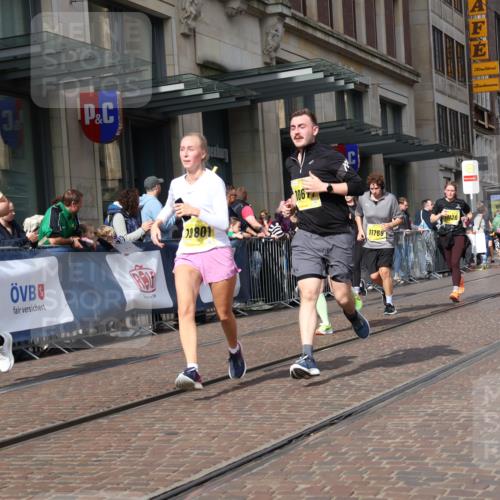 13.09.2026 - 21. swb-Marathon Bremen Strokosch-Dieckow http://msf.ph/oto/10324529 13.09.2026 11:00:20 Ziel 10263, 10272, 10275, 10306, 10369, 10857, 11126, 11162, 11180, 11343, 11475, 11556, 11687, 11708, 11769, 11797, 11819, 11838, 11959, 12006, 12018, 12397, 12430, 10144, 10677, 10758, 10801, 10810, 11016, 11045, 11071, 11129, 11158, 11159, 11160, 11250, 11259, 11445, 11453, 11524, 11525, 11528, 11547, 11587, 11588, 11589, 11623, 11907, 12105, 12106, 12123, 12190, 12274, 12291, 12352, 12394, 12530, 12531 meine-sportfotos.de