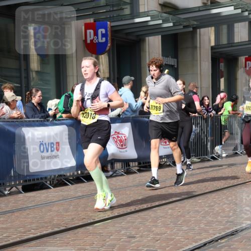 13.09.2026 - 21. swb-Marathon Bremen Strokosch-Dieckow http://msf.ph/oto/10324609 13.09.2026 11:00:22 Ziel 10263, 10272, 10275, 10306, 10367, 10368, 10369, 10857, 11055, 11126, 11162, 11180, 11343, 11475, 11556, 11687, 11708, 11769, 11797, 11804, 11819, 11838, 11959, 12006, 12018, 12397, 12430, 10144, 10677, 10758, 10801, 10810, 11016, 11045, 11071, 11129, 11158, 11159, 11160, 11259, 11453, 11524, 11525, 11528, 11547, 11587, 11588, 11589, 11623, 11907, 12105, 12106, 12123, 12190, 12274, 12291, 12352, 12394, 12530, 12531 meine-sportfotos.de