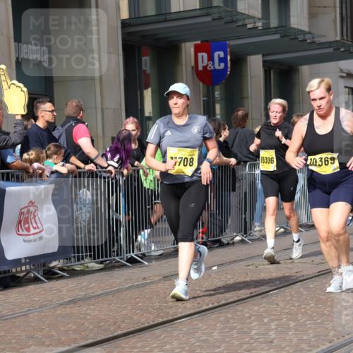 13.09.2026 - 21. swb-Marathon Bremen Strokosch-Dieckow http://msf.ph/oto/10324734 13.09.2026 11:00:26 Ziel 10263, 10272, 10275, 10306, 10367, 10368, 10369, 10857, 11055, 11162, 11180, 11247, 11343, 11359, 11475, 11556, 11687, 11708, 11769, 11797, 11804, 11819, 11838, 11959, 12006, 12397, 12428, 12430, 10144, 10677, 10801, 10810, 11016, 11045, 11126, 11129, 11524, 11525, 11547, 11587, 11588, 11589, 11623, 11907, 12018, 12105, 12106, 12190, 12291, 12352, 12394, 12530, 12531 meine-sportfotos.de