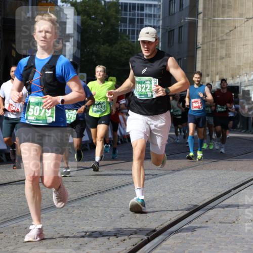 13.09.2026 - 21. swb-Marathon Bremen Strokosch-Dieckow http://msf.ph/oto/10324763 13.09.2026 13:10:58 Ziel 640, 1181, 1385, 1498, 1554, 2347, 2605, 4727, 5066, 5152, 5155, 5387, 5620, 5648, 6267, 7881, 9659, 13248, 335, 697, 3440, 3448, 3484, 3647, 4429, 5079, 6471, 6657, 8183, 8474, 9410, 9762 meine-sportfotos.de