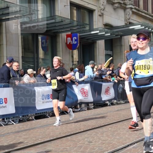 13.09.2026 - 21. swb-Marathon Bremen Strokosch-Dieckow http://msf.ph/oto/10324911 13.09.2026 11:00:30 Ziel 10093, 10263, 10272, 10275, 10306, 10367, 10368, 10753, 10857, 11055, 11162, 11180, 11247, 11343, 11359, 11475, 11540, 11556, 11687, 11708, 11728, 11797, 11804, 11819, 11838, 11959, 12006, 12116, 12397, 12428, 12430, 10144, 10369, 10677, 10801, 10810, 11016, 11045, 11126, 11129, 11547, 11623, 11769, 12018, 12105, 12106, 12190, 12291, 12352, 12394, 12530, 12531 meine-sportfotos.de