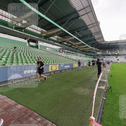 13.09.2026 - 21. swb-Marathon Bremen Michael Burmester http://msf.ph/oto/10325033 13.09.2026 13:28:19 Laufen im Stadion 111, 186, 220, 357, 364, 478, 597, 685, 726, 729, 829, 888, 925, 986, 1079, 1220, 1298, 1325, 1384, 1412, 1496, 1608, 1700, 1741, 1769, 1777, 1958, 1961, 1984, 2236, 2365, 2388, 2404, 2472, 2502, 2507, 2574, 2593, 2725, 2743, 2748, 2862, 2868, 2875, 2876, 2923, 2924, 2991, 3045, 3050, 3061, 3073, 3154, 3184, 3219, 3238, 3321, 3540, 3589, 3592, 3594, 3595, 3678, 3694, 3755, 3756, 3798, 3826, 3853, 3885, 3907, 3953, 3978, 3987, 4108, 4238, 4457, 4660 meine-sportfotos.de