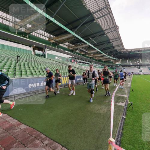 13.09.2026 - 21. swb-Marathon Bremen Michael Burmester http://msf.ph/oto/10325072 13.09.2026 13:28:26 Laufen im Stadion 111, 186, 220, 357, 364, 422, 476, 478, 597, 685, 726, 729, 829, 888, 925, 986, 1079, 1220, 1298, 1325, 1384, 1412, 1496, 1608, 1615, 1741, 1769, 1777, 1958, 1961, 1984, 2236, 2326, 2365, 2404, 2472, 2502, 2507, 2574, 2593, 2725, 2743, 2748, 2862, 2868, 2875, 2876, 2923, 2924, 2991, 3020, 3045, 3050, 3061, 3073, 3154, 3184, 3219, 3238, 3274, 3321, 3361, 3589, 3592, 3594, 3595, 3678, 3694, 3755, 3756, 3798, 3826, 3853, 3885, 3907, 3953, 3971, 3978, 3987, 4108, 4238, 4457, 4660 meine-sportfotos.de
