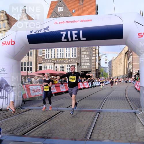13.09.2026 - 21. swb-Marathon Bremen Tim E. http://msf.ph/oto/10325138 13.09.2026 11:00:40 Ziel 10144, 10369, 10677, 10801, 10810, 11016, 11045, 11126, 11129, 11547, 11623, 11769, 12018, 12105, 12106, 12190, 12291, 12352, 12394, 12530, 12531 meine-sportfotos.de