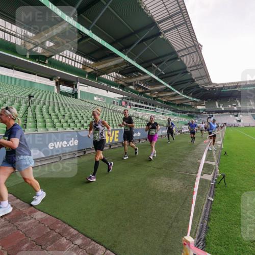 13.09.2026 - 21. swb-Marathon Bremen Michael Burmester http://msf.ph/oto/10325148 13.09.2026 13:28:34 Laufen im Stadion 111, 220, 357, 422, 476, 478, 597, 685, 726, 729, 754, 829, 888, 925, 986, 1079, 1220, 1298, 1325, 1384, 1412, 1496, 1608, 1615, 1741, 1769, 1777, 1958, 1961, 1984, 2236, 2326, 2365, 2472, 2502, 2574, 2593, 2725, 2743, 2862, 2868, 2875, 2876, 2923, 2924, 2991, 3020, 3045, 3061, 3073, 3129, 3154, 3184, 3219, 3238, 3274, 3321, 3361, 3589, 3592, 3594, 3595, 3678, 3694, 3755, 3758, 3798, 3826, 3853, 3885, 3907, 3953, 3965, 3971, 3978, 3987, 4011, 4108, 4238, 4457, 4660 meine-sportfotos.de