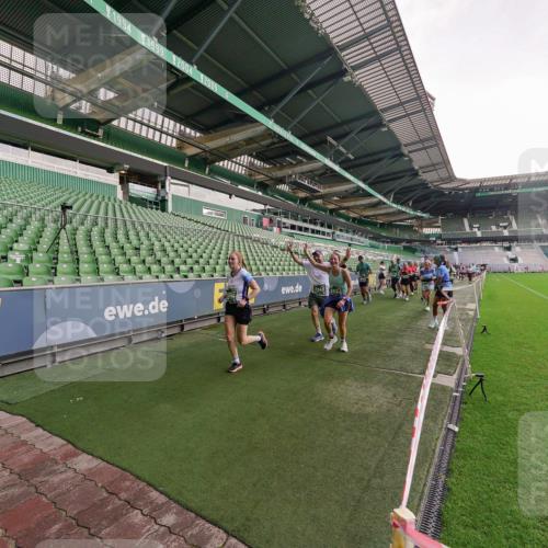 13.09.2026 - 21. swb-Marathon Bremen Michael Burmester http://msf.ph/oto/10325187 13.09.2026 13:28:39 Laufen im Stadion 111, 220, 357, 422, 476, 478, 597, 685, 726, 729, 754, 829, 888, 925, 986, 1079, 1220, 1298, 1325, 1384, 1412, 1496, 1608, 1615, 1741, 1769, 1777, 1958, 1961, 1984, 2236, 2326, 2365, 2436, 2472, 2502, 2574, 2593, 2725, 2740, 2743, 2862, 2868, 2876, 2923, 2924, 2991, 3020, 3045, 3061, 3073, 3129, 3154, 3184, 3219, 3238, 3274, 3321, 3361, 3589, 3592, 3594, 3595, 3605, 3678, 3694, 3755, 3758, 3798, 3826, 3853, 3885, 3907, 3953, 3965, 3971, 3978, 3987, 4011, 4108, 4238, 4457, 4660 meine-sportfotos.de