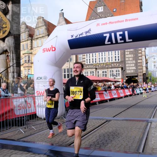 13.09.2026 - 21. swb-Marathon Bremen Tim E. http://msf.ph/oto/10325224 13.09.2026 11:00:41 Ziel 10144, 10369, 10677, 10801, 10810, 11016, 11045, 11126, 11129, 11547, 11623, 11769, 12018, 12105, 12106, 12190, 12291, 12394, 12530, 12531 meine-sportfotos.de