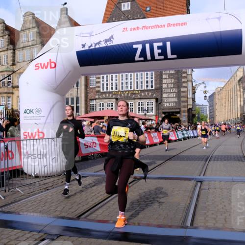 13.09.2026 - 21. swb-Marathon Bremen Tim E. http://msf.ph/oto/10325272 13.09.2026 11:00:45 Ziel 10144, 10272, 10275, 10369, 10677, 10801, 10810, 11045, 11126, 11129, 11180, 11547, 11623, 11708, 11769, 12018, 12105, 12106, 12190, 12291, 12394, 12530, 12531 meine-sportfotos.de