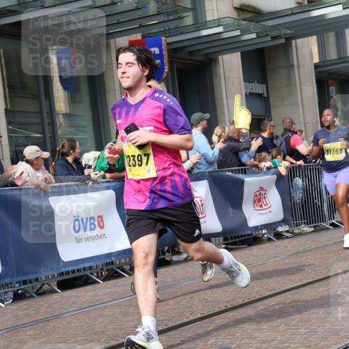 13.09.2026 - 21. swb-Marathon Bremen Strokosch-Dieckow http://msf.ph/oto/10325368 13.09.2026 11:00:42 Ziel 10093, 10367, 10368, 10428, 10639, 10753, 10857, 10892, 10964, 10965, 11049, 11055, 11116, 11247, 11359, 11428, 11540, 11681, 11682, 11728, 11804, 11819, 11850, 12006, 12085, 12116, 12241, 12397, 12428, 10263, 10272, 10275, 10306, 10369, 10677, 10801, 11045, 11126, 11162, 11180, 11343, 11475, 11556, 11687, 11708, 11769, 11797, 11838, 11959, 12018, 12397, 12430, 12530, 12531 meine-sportfotos.de