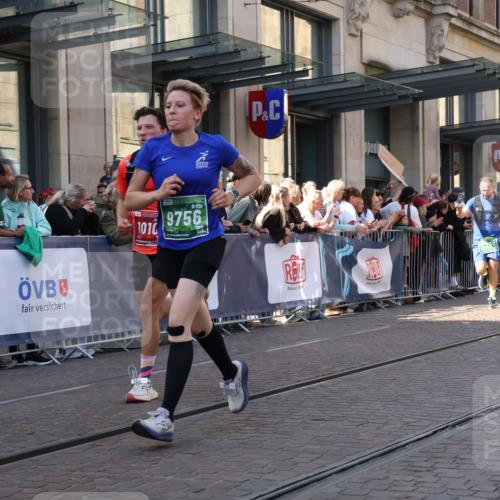 13.09.2026 - 21. swb-Marathon Bremen Strokosch-Dieckow http://msf.ph/oto/10325423 13.09.2026 13:19:53 Ziel 205, 232, 431, 511, 655, 1058, 1252, 1390, 1537, 1750, 1931, 2122, 2343, 2577, 2807, 2885, 2903, 3685, 3690, 4287, 4351, 5340, 5389, 5450, 5583, 5813, 5837, 6663, 6901, 7018, 7341, 7531, 7664, 8178, 9047, 9518, 9756, 161, 411, 461, 495, 926, 1010, 1053, 1232, 1281, 1468, 1535, 1551, 1642, 1972, 2870, 2906, 3240, 3319, 3411, 3966, 4101, 4479, 4480, 4977, 4978, 7037, 7140, 7404, 7488, 7655, 8185, 8263, 9082, 9359, 9984, 13163, 13192 meine-sportfotos.de