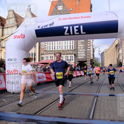 13.09.2026 - 21. swb-Marathon Bremen Tim E. http://msf.ph/oto/10325430 13.09.2026 11:00:52 Ziel 10263, 10272, 10275, 10306, 10369, 10677, 11045, 11126, 11162, 11180, 11343, 11475, 11556, 11687, 11708, 11769, 11838, 12018, 12430 meine-sportfotos.de