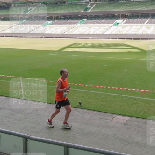 13.09.2026 - 21. swb-Marathon Bremen Michael Burmester http://msf.ph/oto/10325501 13.09.2026 12:54:54 Laufen im Stadion 161, 189, 201, 205, 313, 385, 388, 461, 472, 481, 495, 560, 615, 616, 666, 675, 696, 740, 816, 827, 913, 1053, 1058, 1076, 1197, 1207, 1390, 1419, 1468, 1551, 1599, 1631, 1645, 1658, 1707, 1814, 2055, 2125, 2234, 2251, 2280, 2319, 2383, 2390, 2474, 2499, 2623, 2701, 2733, 2801, 2824, 2870, 2882, 2913, 2922, 2962, 2971, 3012, 3054, 3057, 3134, 3175, 3192, 3206, 3241, 3246, 3346, 3356, 3357, 3413, 3706, 3716, 3836, 4137, 5277, 5430, 5530, 5867, 6106 meine-sportfotos.de
