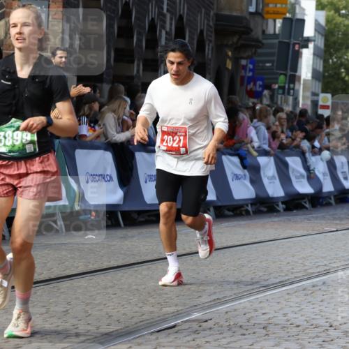 13.09.2026 - 21. swb-Marathon Bremen Strokosch-Dieckow http://msf.ph/oto/10325542 13.09.2026 13:11:23 Ziel 335, 697, 2021, 2759, 3440, 3448, 3484, 3647, 4429, 4475, 4571, 5079, 6471, 6657, 8183, 9410, 9622, 9762, 382, 7109, 8982 meine-sportfotos.de