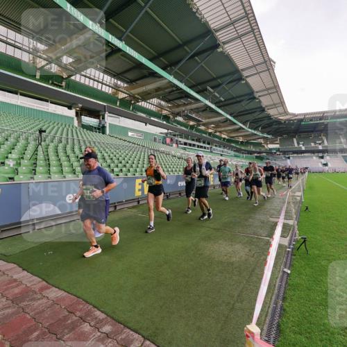 13.09.2026 - 21. swb-Marathon Bremen Michael Burmester http://msf.ph/oto/10325564 13.09.2026 13:29:11 Laufen im Stadion 111, 171, 220, 422, 476, 478, 685, 729, 754, 767, 829, 888, 925, 986, 1079, 1217, 1220, 1242, 1270, 1298, 1325, 1384, 1496, 1615, 1633, 1634, 1741, 1777, 1886, 1958, 1984, 2238, 2263, 2326, 2365, 2436, 2449, 2472, 2502, 2546, 2574, 2593, 2738, 2740, 2743, 2830, 2862, 2868, 2924, 2991, 3020, 3053, 3061, 3129, 3154, 3238, 3274, 3286, 3321, 3361, 3563, 3589, 3594, 3595, 3605, 3678, 3694, 3755, 3758, 3798, 3826, 3853, 3898, 3953, 3965, 3971, 3987, 4011, 4056, 4108, 4238, 4457 meine-sportfotos.de