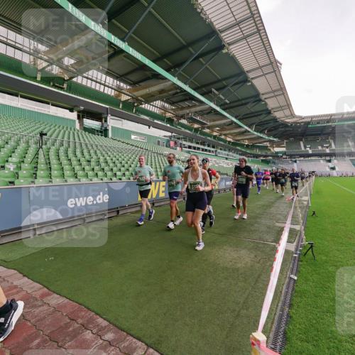 13.09.2026 - 21. swb-Marathon Bremen Michael Burmester http://msf.ph/oto/10325600 13.09.2026 13:29:13 Laufen im Stadion 111, 171, 220, 422, 476, 478, 685, 729, 754, 767, 829, 888, 925, 986, 1079, 1217, 1220, 1242, 1270, 1298, 1325, 1384, 1496, 1615, 1633, 1634, 1741, 1777, 1886, 1958, 1984, 2238, 2263, 2326, 2365, 2436, 2449, 2472, 2502, 2546, 2574, 2593, 2738, 2740, 2743, 2830, 2862, 2868, 2924, 2991, 3020, 3053, 3061, 3129, 3154, 3238, 3274, 3286, 3321, 3361, 3563, 3589, 3594, 3595, 3605, 3678, 3694, 3755, 3758, 3798, 3826, 3853, 3898, 3929, 3953, 3965, 3971, 3987, 4011, 4056, 4108, 4238 meine-sportfotos.de