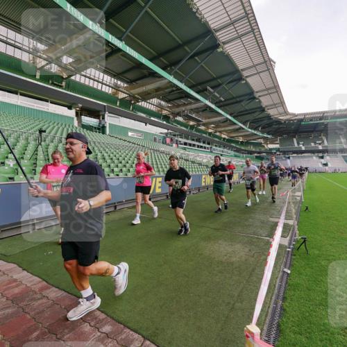 13.09.2026 - 21. swb-Marathon Bremen Michael Burmester http://msf.ph/oto/10325673 13.09.2026 13:29:19 Laufen im Stadion 111, 171, 220, 422, 476, 478, 685, 729, 754, 767, 829, 925, 986, 1079, 1217, 1220, 1242, 1270, 1298, 1325, 1384, 1496, 1615, 1633, 1634, 1741, 1777, 1886, 1958, 1983, 2238, 2263, 2326, 2365, 2436, 2449, 2472, 2502, 2546, 2574, 2593, 2738, 2740, 2743, 2830, 2862, 2868, 2924, 2991, 3020, 3053, 3061, 3129, 3154, 3238, 3274, 3286, 3321, 3361, 3563, 3589, 3594, 3595, 3605, 3678, 3694, 3755, 3758, 3798, 3826, 3853, 3898, 3929, 3953, 3965, 3971, 3987, 4011, 4056, 4108, 4238 meine-sportfotos.de