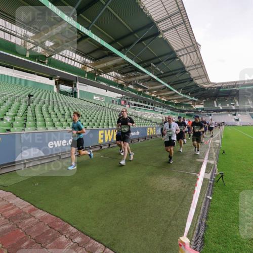 13.09.2026 - 21. swb-Marathon Bremen Michael Burmester http://msf.ph/oto/10325761 13.09.2026 13:29:27 Laufen im Stadion 171, 220, 405, 422, 476, 685, 729, 754, 767, 829, 986, 1079, 1217, 1220, 1242, 1270, 1298, 1325, 1384, 1615, 1633, 1634, 1741, 1777, 1810, 1811, 1886, 1983, 2238, 2263, 2326, 2365, 2436, 2449, 2472, 2546, 2574, 2593, 2615, 2738, 2740, 2743, 2830, 2862, 2868, 2924, 2991, 3020, 3053, 3061, 3129, 3154, 3238, 3274, 3286, 3321, 3361, 3563, 3589, 3594, 3595, 3605, 3678, 3694, 3755, 3758, 3798, 3826, 3853, 3898, 3929, 3953, 3965, 3971, 3987, 4011, 4056, 4108, 4238 meine-sportfotos.de