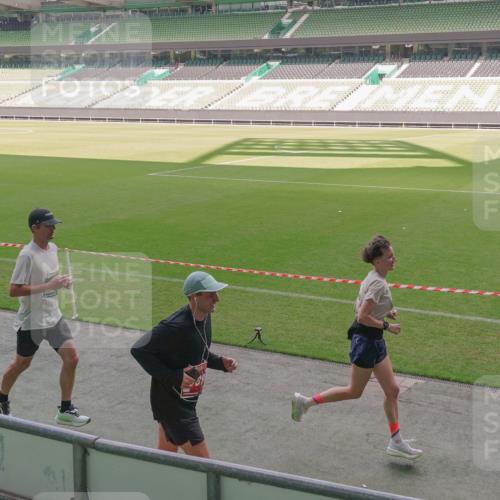 13.09.2026 - 21. swb-Marathon Bremen Michael Burmester http://msf.ph/oto/10325768 13.09.2026 12:55:13 Laufen im Stadion 161, 189, 201, 205, 385, 388, 411, 461, 465, 472, 481, 495, 655, 666, 816, 827, 854, 913, 1053, 1058, 1076, 1197, 1390, 1419, 1468, 1537, 1551, 1599, 1631, 1645, 1658, 1750, 2055, 2122, 2125, 2234, 2251, 2260, 2319, 2383, 2390, 2474, 2499, 2604, 2623, 2701, 2733, 2801, 2824, 2870, 2882, 2913, 2922, 2962, 2971, 3012, 3054, 3057, 3134, 3175, 3192, 3206, 3241, 3246, 3346, 3356, 3357, 3413, 3508, 3706, 3716, 3836, 4135, 4137, 4413, 4479, 4733, 5277, 5430, 5530, 5695, 5867, 6106 meine-sportfotos.de