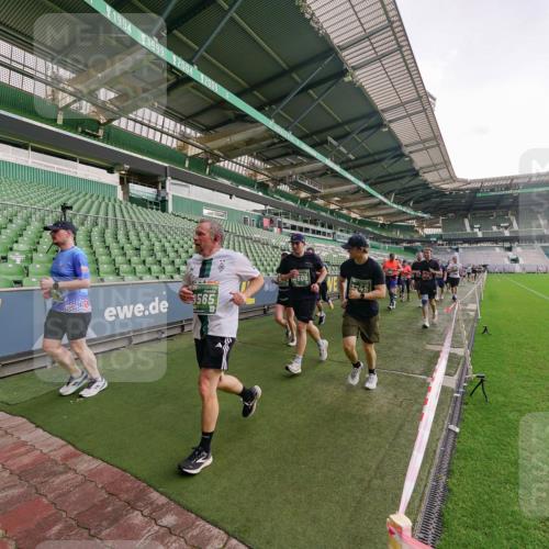 13.09.2026 - 21. swb-Marathon Bremen Michael Burmester http://msf.ph/oto/10325777 13.09.2026 13:29:29 Laufen im Stadion 171, 220, 405, 422, 476, 685, 729, 754, 767, 986, 1079, 1217, 1220, 1242, 1270, 1298, 1325, 1384, 1615, 1633, 1634, 1741, 1777, 1810, 1811, 1886, 1983, 2238, 2263, 2326, 2365, 2436, 2449, 2472, 2546, 2574, 2593, 2615, 2738, 2740, 2743, 2830, 2862, 2868, 2924, 2991, 3020, 3053, 3061, 3129, 3154, 3227, 3238, 3274, 3286, 3321, 3361, 3563, 3589, 3594, 3595, 3605, 3678, 3694, 3755, 3758, 3798, 3826, 3853, 3898, 3929, 3953, 3965, 3971, 3987, 4011, 4056, 4108, 4238 meine-sportfotos.de