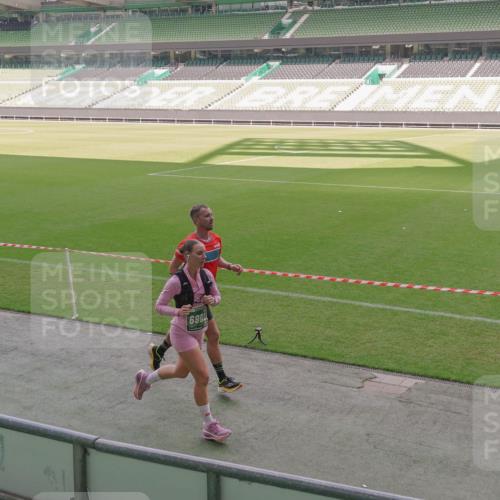 13.09.2026 - 21. swb-Marathon Bremen Michael Burmester http://msf.ph/oto/10325793 13.09.2026 12:55:14 Laufen im Stadion 161, 189, 201, 205, 385, 388, 411, 461, 465, 472, 481, 495, 655, 666, 816, 827, 854, 913, 1053, 1058, 1076, 1197, 1390, 1419, 1468, 1537, 1551, 1599, 1631, 1645, 1658, 1750, 2055, 2122, 2125, 2234, 2251, 2260, 2319, 2383, 2390, 2474, 2499, 2604, 2623, 2701, 2733, 2801, 2824, 2870, 2882, 2913, 2922, 2962, 2971, 3012, 3054, 3057, 3134, 3175, 3192, 3206, 3241, 3246, 3346, 3356, 3357, 3413, 3508, 3706, 3716, 3836, 4135, 4137, 4413, 4479, 4733, 5277, 5430, 5530, 5695, 5867, 6106 meine-sportfotos.de
