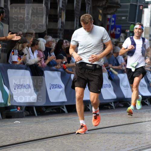 13.09.2026 - 21. swb-Marathon Bremen Strokosch-Dieckow http://msf.ph/oto/10325795 13.09.2026 13:11:37 Ziel 1349, 2087, 3440, 3448, 3484, 3647, 3899, 4429, 6274, 8474, 9291, 9618, 9762, 826, 4368, 4651, 5585, 6059, 6668, 8996, 9398, 13055 meine-sportfotos.de