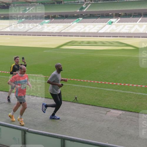 13.09.2026 - 21. swb-Marathon Bremen Michael Burmester http://msf.ph/oto/10325840 13.09.2026 12:55:17 Laufen im Stadion 161, 189, 201, 205, 385, 388, 411, 461, 465, 472, 481, 495, 655, 666, 816, 827, 854, 913, 1053, 1058, 1076, 1197, 1390, 1419, 1468, 1537, 1551, 1599, 1631, 1645, 1658, 1750, 2122, 2125, 2234, 2251, 2260, 2319, 2383, 2390, 2474, 2499, 2604, 2701, 2733, 2801, 2824, 2870, 2882, 2913, 2922, 2962, 2971, 3012, 3054, 3057, 3134, 3175, 3192, 3206, 3241, 3246, 3346, 3356, 3357, 3411, 3413, 3508, 3706, 3716, 3836, 4135, 4137, 4413, 4479, 4733, 5277, 5430, 5530, 5695, 5867, 6106 meine-sportfotos.de