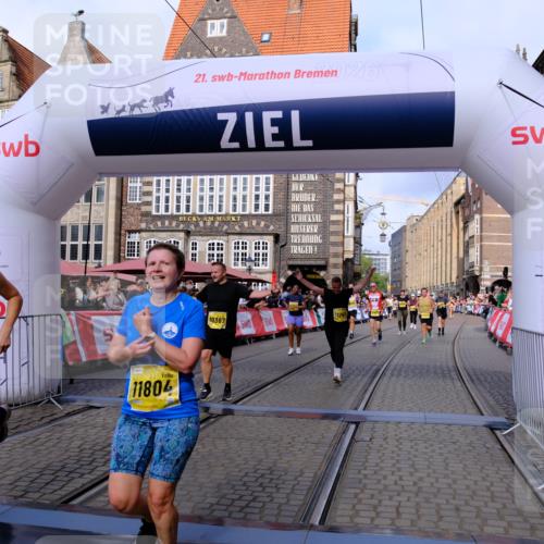 13.09.2026 - 21. swb-Marathon Bremen Tim E. http://msf.ph/oto/10325855 13.09.2026 11:01:08 Ziel 10093, 10263, 10306, 10367, 10368, 10753, 10857, 11055, 11162, 11247, 11343, 11359, 11475, 11540, 11556, 11728, 11797, 11804, 11819, 11959, 12006, 12116, 12397, 12428, 12430 meine-sportfotos.de