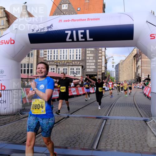 13.09.2026 - 21. swb-Marathon Bremen Tim E. http://msf.ph/oto/10325865 13.09.2026 11:01:08 Ziel 10093, 10263, 10306, 10367, 10368, 10753, 10857, 11055, 11162, 11247, 11343, 11359, 11475, 11540, 11556, 11728, 11797, 11804, 11819, 11959, 12006, 12116, 12397, 12428, 12430 meine-sportfotos.de