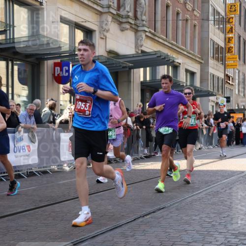 13.09.2026 - 21. swb-Marathon Bremen Strokosch-Dieckow http://msf.ph/oto/10325943 13.09.2026 13:20:05 Ziel 201, 232, 334, 655, 1197, 1528, 1646, 1750, 2122, 2493, 2577, 2885, 2953, 3685, 3813, 4351, 4357, 4358, 5137, 5450, 5493, 5583, 6495, 6496, 6901, 7018, 7664, 8178, 9047, 9518, 9721, 9756, 9949, 13222, 205, 411, 431, 495, 511, 655, 1053, 1058, 1252, 1390, 1537, 1551, 1931, 1972, 2343, 2807, 2870, 2903, 3240, 3319, 3411, 3690, 3966, 4101, 4287, 4479, 4480, 5340, 5389, 5813, 5837, 6663, 7341, 7404, 7488, 7531, 7655, 8263, 9082, 9359, 9756, 13192 meine-sportfotos.de