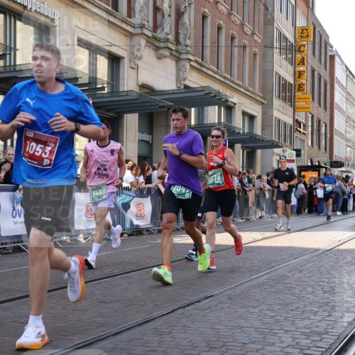 13.09.2026 - 21. swb-Marathon Bremen Strokosch-Dieckow http://msf.ph/oto/10325955 13.09.2026 13:20:05 Ziel 201, 232, 334, 655, 1197, 1528, 1646, 1750, 2122, 2493, 2577, 2885, 2953, 3685, 3813, 4351, 4357, 4358, 5137, 5450, 5493, 5583, 6495, 6496, 6901, 7018, 7664, 8178, 9047, 9518, 9721, 9756, 9949, 13222, 205, 411, 431, 495, 511, 655, 1053, 1058, 1252, 1390, 1537, 1551, 1931, 1972, 2343, 2807, 2870, 2903, 3240, 3319, 3411, 3690, 3966, 4101, 4287, 4479, 4480, 5340, 5389, 5813, 5837, 6663, 7341, 7404, 7488, 7531, 7655, 8263, 9082, 9359, 9756, 13192 meine-sportfotos.de