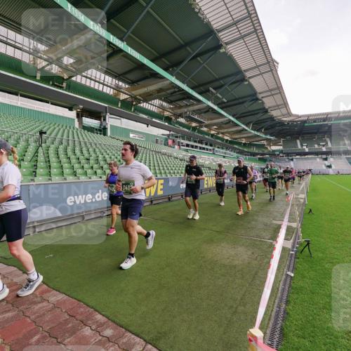 13.09.2026 - 21. swb-Marathon Bremen Michael Burmester http://msf.ph/oto/10326020 13.09.2026 13:29:53 Laufen im Stadion 171, 220, 297, 405, 422, 476, 685, 729, 754, 767, 986, 1079, 1217, 1242, 1270, 1298, 1325, 1384, 1615, 1633, 1634, 1741, 1777, 1810, 1811, 1886, 1983, 2238, 2242, 2249, 2263, 2326, 2365, 2436, 2449, 2472, 2546, 2593, 2615, 2738, 2740, 2743, 2830, 2862, 2868, 2869, 2871, 2918, 2924, 2991, 2994, 3020, 3053, 3129, 3154, 3227, 3238, 3274, 3286, 3321, 3361, 3563, 3594, 3595, 3605, 3678, 3755, 3758, 3798, 3853, 3876, 3898, 3929, 3953, 3965, 3971, 3987, 4011, 4056 meine-sportfotos.de