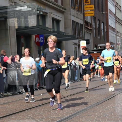 13.09.2026 - 21. swb-Marathon Bremen Strokosch-Dieckow http://msf.ph/oto/10326072 13.09.2026 11:00:58 Ziel 10560, 10639, 10647, 10648, 10678, 10892, 10964, 10965, 11049, 11116, 11260, 11306, 11428, 11459, 11467, 11681, 11682, 11751, 11796, 11813, 11816, 11850, 11969, 11970, 12062, 12241, 12245, 12283, 12390, 12391, 10093, 10263, 10306, 10367, 10368, 10428, 10753, 10857, 11055, 11162, 11247, 11343, 11359, 11475, 11540, 11556, 11687, 11728, 11797, 11804, 11819, 11838, 11959, 12006, 12085, 12116, 12397, 12428, 12430 meine-sportfotos.de