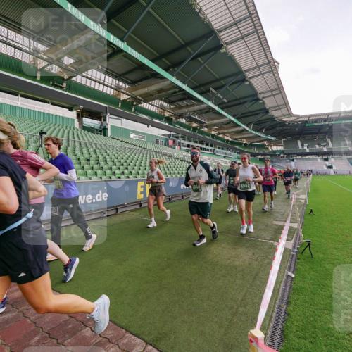 13.09.2026 - 21. swb-Marathon Bremen Michael Burmester http://msf.ph/oto/10326084 13.09.2026 13:29:58 Laufen im Stadion 171, 220, 297, 405, 422, 476, 685, 729, 754, 767, 806, 986, 1079, 1217, 1242, 1270, 1384, 1615, 1633, 1634, 1777, 1810, 1811, 1886, 1983, 2238, 2242, 2249, 2263, 2326, 2365, 2436, 2449, 2546, 2593, 2615, 2637, 2738, 2740, 2830, 2862, 2868, 2869, 2871, 2918, 2924, 2991, 2994, 3020, 3053, 3129, 3154, 3227, 3238, 3274, 3286, 3321, 3361, 3563, 3594, 3595, 3605, 3678, 3755, 3758, 3798, 3876, 3898, 3929, 3953, 3965, 3971, 3987, 4011, 4056 meine-sportfotos.de