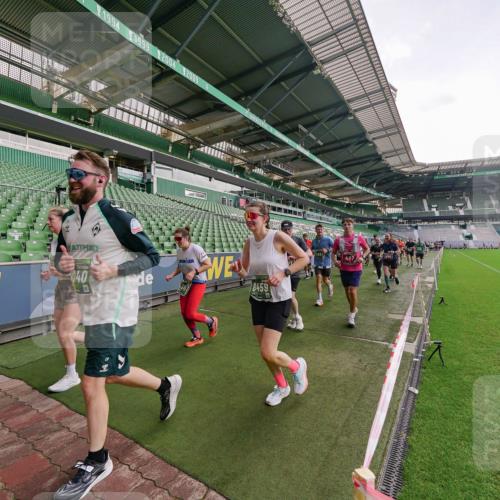 13.09.2026 - 21. swb-Marathon Bremen Michael Burmester http://msf.ph/oto/10326100 13.09.2026 13:30:00 Laufen im Stadion 171, 220, 297, 405, 422, 476, 685, 729, 754, 767, 806, 986, 1079, 1217, 1242, 1270, 1384, 1615, 1633, 1634, 1777, 1810, 1811, 1886, 1983, 2216, 2238, 2242, 2249, 2263, 2326, 2365, 2436, 2449, 2546, 2593, 2615, 2637, 2719, 2738, 2740, 2830, 2862, 2868, 2869, 2871, 2918, 2924, 2991, 2994, 3020, 3053, 3101, 3129, 3227, 3238, 3274, 3286, 3321, 3361, 3563, 3594, 3595, 3605, 3678, 3755, 3758, 3798, 3876, 3898, 3929, 3953, 3965, 3971, 3987, 4011, 4056 meine-sportfotos.de