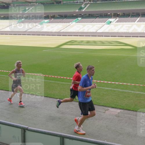 13.09.2026 - 21. swb-Marathon Bremen Michael Burmester http://msf.ph/oto/10326161 13.09.2026 12:55:39 Laufen im Stadion 161, 189, 201, 205, 307, 388, 411, 461, 465, 495, 655, 666, 854, 876, 913, 926, 948, 1053, 1058, 1197, 1390, 1537, 1599, 1645, 1658, 1750, 2001, 2040, 2122, 2125, 2234, 2251, 2260, 2319, 2383, 2390, 2474, 2535, 2604, 2733, 2801, 2812, 2870, 2922, 2948, 2962, 3012, 3057, 3119, 3134, 3175, 3192, 3202, 3206, 3241, 3246, 3290, 3346, 3348, 3356, 3357, 3411, 3508, 3706, 3716, 3836, 4135, 4137, 4171, 4413, 4479, 4733, 5277, 5430, 5530, 5695, 5867, 6106 meine-sportfotos.de