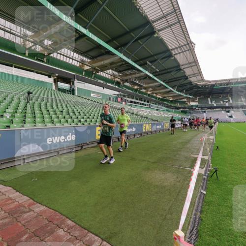 13.09.2026 - 21. swb-Marathon Bremen Michael Burmester http://msf.ph/oto/10326290 13.09.2026 13:30:17 Laufen im Stadion 122, 171, 224, 297, 405, 422, 476, 639, 685, 729, 754, 767, 806, 986, 1114, 1217, 1242, 1270, 1384, 1529, 1615, 1633, 1634, 1810, 1811, 1886, 1983, 2216, 2238, 2242, 2249, 2263, 2326, 2368, 2372, 2436, 2449, 2546, 2615, 2629, 2637, 2643, 2719, 2738, 2740, 2830, 2862, 2869, 2871, 2877, 2918, 2924, 2991, 2994, 3020, 3053, 3101, 3129, 3227, 3238, 3274, 3286, 3321, 3361, 3401, 3563, 3594, 3605, 3678, 3755, 3758, 3873, 3876, 3898, 3929, 3953, 3965, 3971, 4011, 4056, 357 meine-sportfotos.de