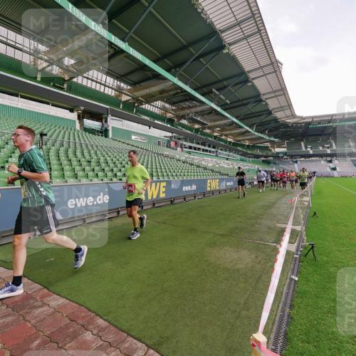 13.09.2026 - 21. swb-Marathon Bremen Michael Burmester http://msf.ph/oto/10326295 13.09.2026 13:30:18 Laufen im Stadion 122, 171, 224, 297, 405, 422, 476, 639, 685, 729, 754, 767, 806, 986, 1114, 1217, 1242, 1270, 1384, 1529, 1615, 1633, 1634, 1810, 1811, 1886, 1983, 2216, 2238, 2242, 2249, 2263, 2326, 2368, 2372, 2436, 2449, 2546, 2615, 2629, 2637, 2643, 2719, 2738, 2740, 2830, 2862, 2869, 2871, 2877, 2918, 2924, 2991, 2994, 3020, 3053, 3101, 3129, 3227, 3238, 3274, 3286, 3321, 3361, 3401, 3563, 3594, 3605, 3678, 3755, 3758, 3873, 3876, 3898, 3929, 3953, 3965, 3971, 4011, 4056, 357 meine-sportfotos.de