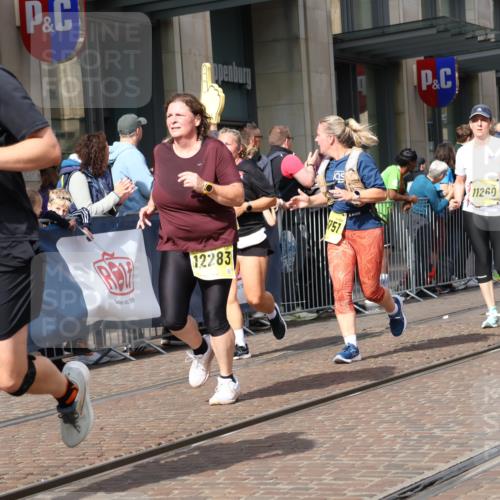 13.09.2026 - 21. swb-Marathon Bremen Strokosch-Dieckow http://msf.ph/oto/10326370 13.09.2026 11:01:04 Ziel 10181, 10560, 10647, 10648, 10678, 10892, 11260, 11306, 11324, 11459, 11467, 11550, 11551, 11666, 11681, 11682, 11751, 11788, 11796, 11798, 11813, 11816, 11969, 11970, 12047, 12062, 12245, 12283, 12390, 12391, 10093, 10367, 10368, 10428, 10639, 10753, 10857, 10964, 10965, 11049, 11055, 11116, 11247, 11343, 11359, 11428, 11475, 11540, 11681, 11682, 11728, 11797, 11804, 11819, 11850, 11959, 12006, 12085, 12116, 12241, 12397, 12428 meine-sportfotos.de