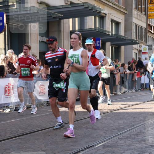 13.09.2026 - 21. swb-Marathon Bremen Strokosch-Dieckow http://msf.ph/oto/10326431 13.09.2026 13:20:18 Ziel 201, 232, 334, 541, 769, 876, 1197, 1528, 1646, 2493, 2953, 3813, 3866, 4174, 4351, 4357, 4358, 4482, 5137, 5213, 5493, 5855, 5954, 6177, 6495, 6496, 7411, 7517, 8005, 8141, 8804, 9162, 9691, 9721, 9949, 13126, 13222, 205, 232, 431, 511, 655, 1058, 1252, 1390, 1537, 1750, 1931, 2122, 2343, 2577, 2807, 2885, 2903, 3685, 3690, 4287, 4351, 5340, 5389, 5450, 5583, 5813, 5837, 6663, 6901, 7018, 7341, 7531, 7664, 8178, 9047, 9518, 9756 meine-sportfotos.de