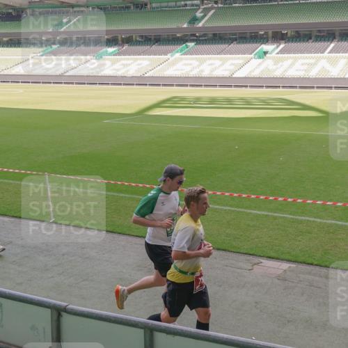 13.09.2026 - 21. swb-Marathon Bremen Michael Burmester http://msf.ph/oto/10326453 13.09.2026 12:55:59 Laufen im Stadion 201, 205, 307, 388, 411, 431, 465, 495, 655, 854, 876, 913, 926, 948, 1053, 1058, 1130, 1197, 1390, 1537, 1599, 1645, 1750, 1972, 2001, 2040, 2122, 2125, 2234, 2251, 2260, 2319, 2383, 2390, 2473, 2474, 2535, 2604, 2634, 2733, 2761, 2812, 2870, 2922, 2948, 3057, 3119, 3134, 3175, 3192, 3202, 3206, 3241, 3246, 3290, 3346, 3348, 3356, 3411, 3508, 3706, 3716, 3836, 4135, 4137, 4171, 4413, 4479, 4733, 5277, 5430, 5530, 5695, 5867, 6106 meine-sportfotos.de
