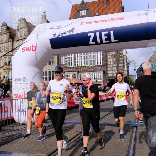 13.09.2026 - 21. swb-Marathon Bremen Tim E. http://msf.ph/oto/10326629 13.09.2026 11:01:32 Ziel 10639, 10678, 10892, 10964, 10965, 11049, 11116, 11260, 11306, 11428, 11681, 11682, 11751, 11796, 11813, 11816, 11850, 12062, 12241, 12245, 12283, 12390, 12391 meine-sportfotos.de